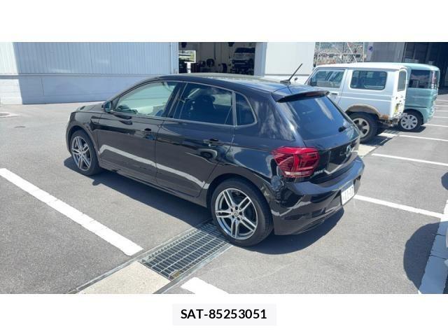 VolksWagen POLO 2020-08 6915394-1