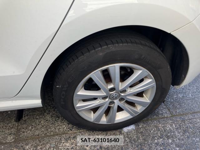 VolksWagen POLO 2017-01 6915404-3