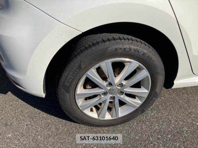 VolksWagen POLO 2017-01 6915404-4