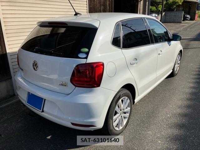 VolksWagen POLO 2017-01 6915404-6