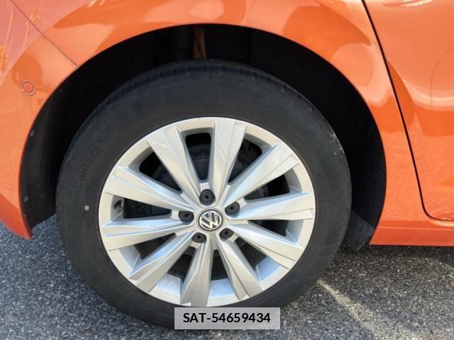 VolksWagen POLO 2019-06 6915393-6