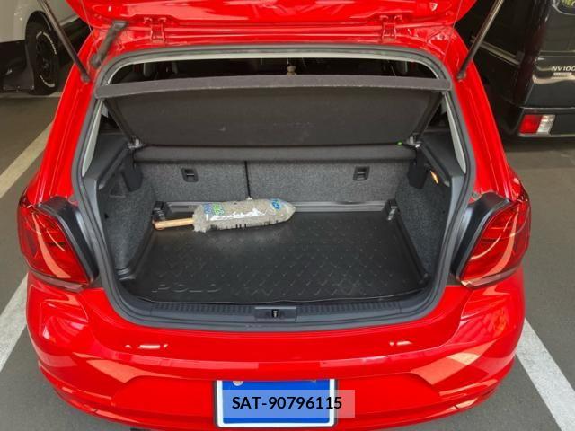 VolksWagen POLO 2017-04 6915395-6