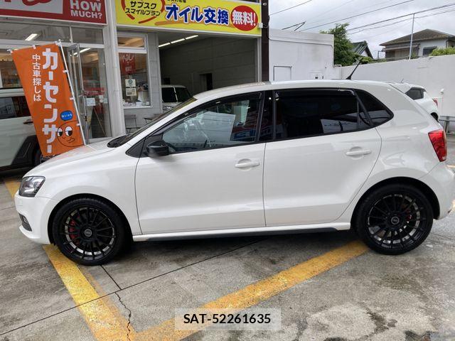 VolksWagen POLO 2013-07 7021892-12