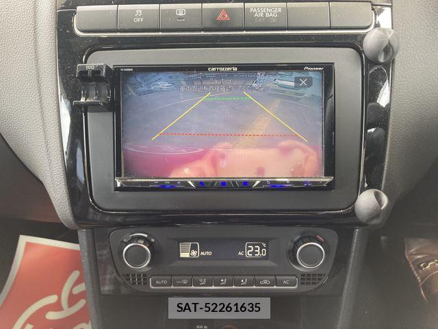 VolksWagen POLO 2013-07 7021892-16