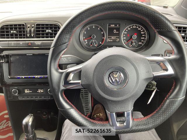 VolksWagen POLO 2013-07 7021892-20