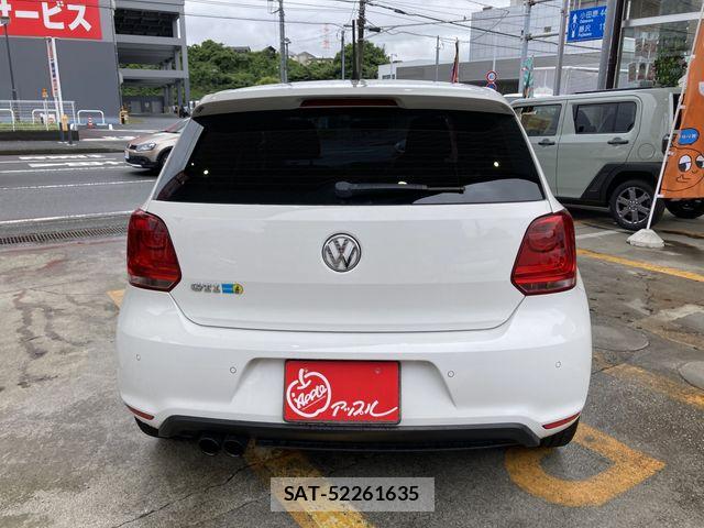 VolksWagen POLO 2013-07 7021892-7
