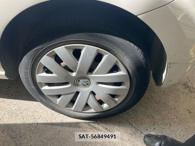 VolksWagen POLO 2014-09 7061391-4