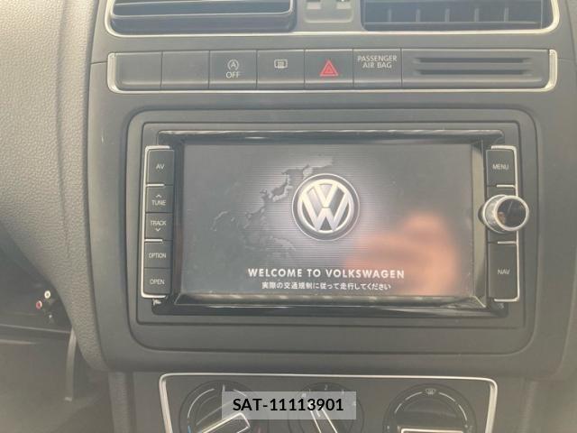 VolksWagen POLO 2014-08 7061390-13