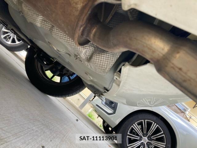 VolksWagen POLO 2014-08 7061390-5