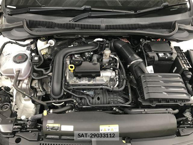 VolksWagen POLO 2022-10 7227139-28