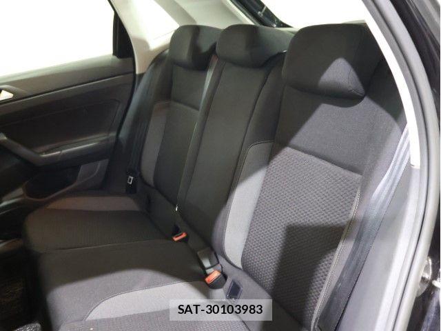 VolksWagen POLO 2023-05 7227144-5