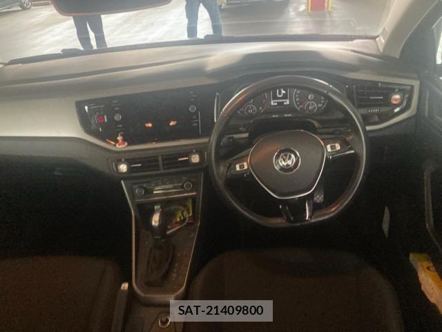 VolksWagen POLO 2018-10 7227136-11