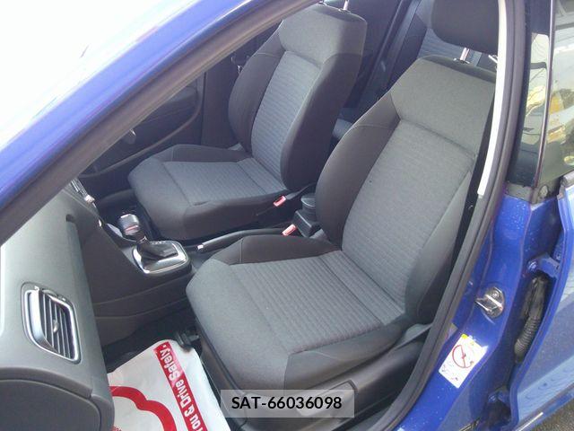 VolksWagen POLO 2010-02 7227124-9