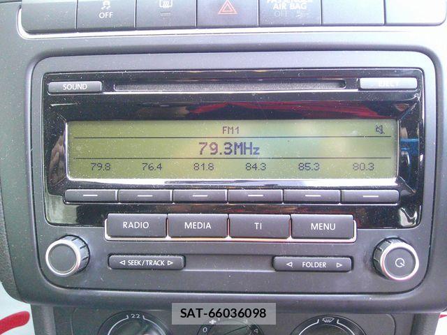 VolksWagen POLO 2010-02 7227124-14