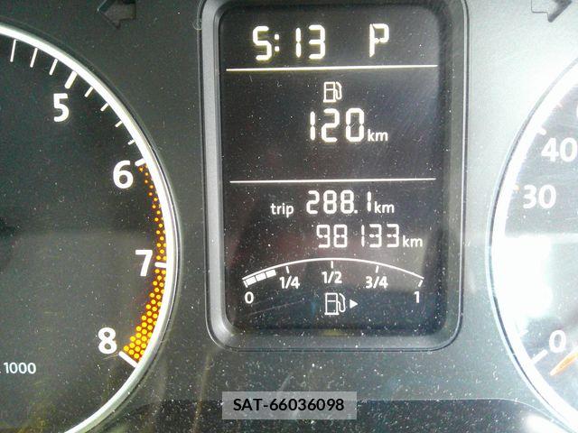 VolksWagen POLO 2010-02 7227124-17
