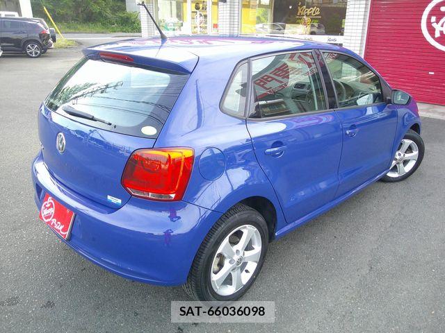VolksWagen POLO 2010-02 7227124-20