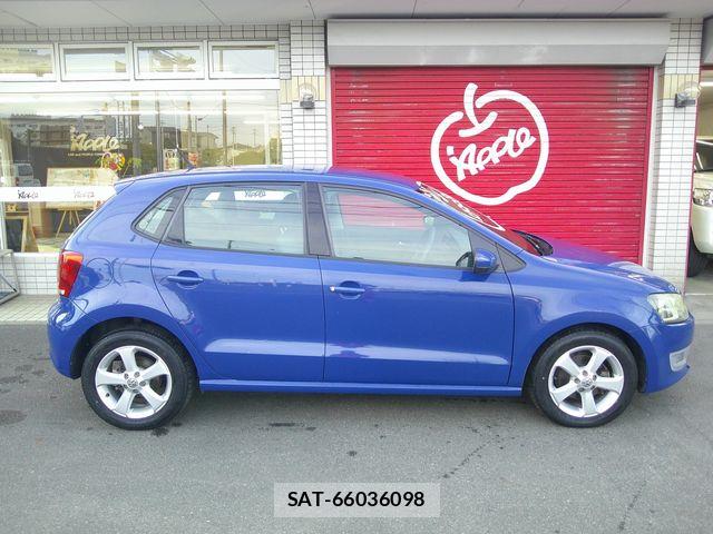 VolksWagen POLO 2010-02 7227124-5