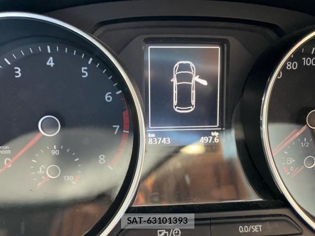 VolksWagen POLO 2016-01 7227126-15