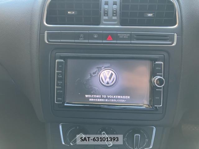 VolksWagen POLO 2016-01 7227126-17