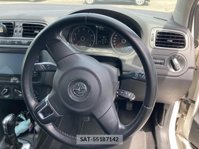 VolksWagen POLO 2013-05 7227125-15