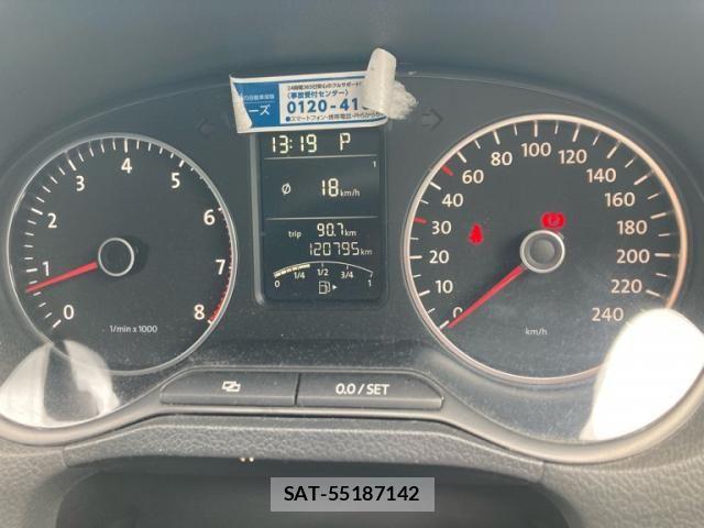 VolksWagen POLO 2013-05 7227125-21