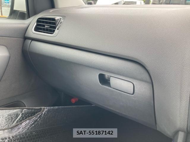 VolksWagen POLO 2013-05 7227125-27