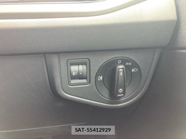 VolksWagen POLO 2018-03 7227131-17