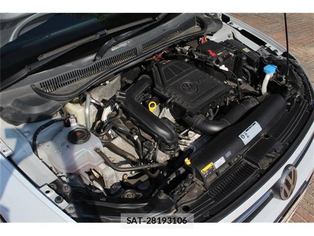 VolksWagen POLO 2018-10 7227133-17