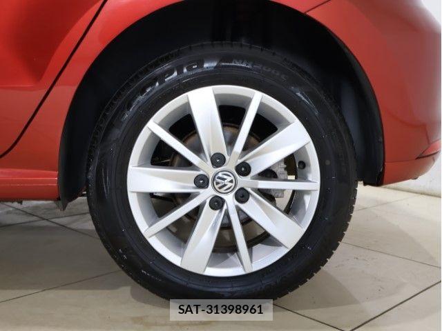 VolksWagen POLO 2015-07 7227122-13