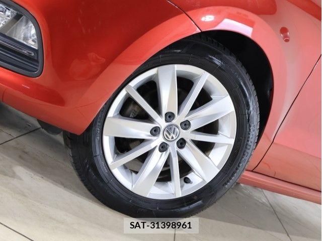 VolksWagen POLO 2015-07 7227122-14