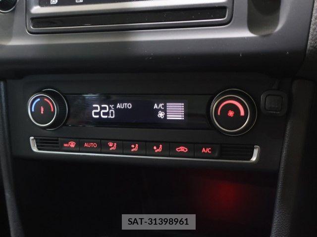 VolksWagen POLO 2015-07 7227122-21