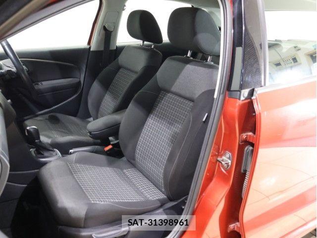 VolksWagen POLO 2015-07 7227122-4