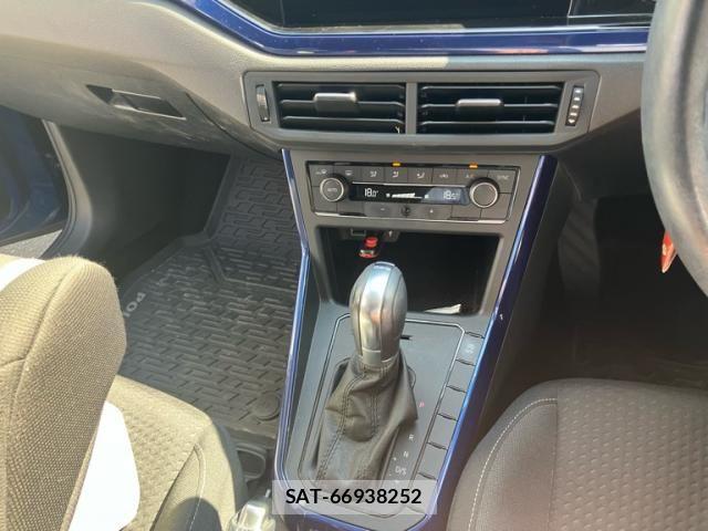 VolksWagen POLO 2019-08 7227135-23