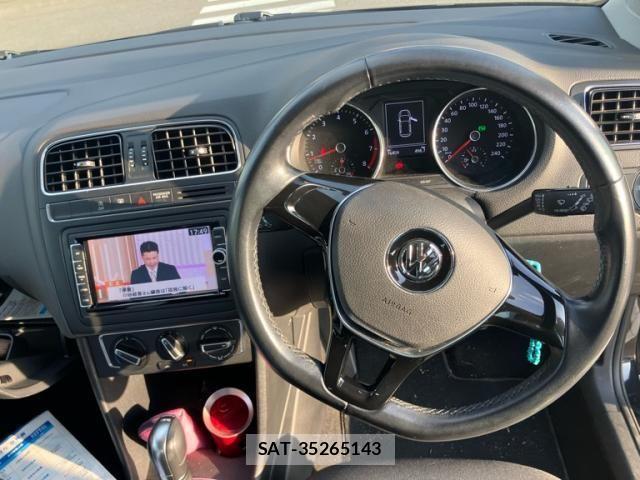 VolksWagen POLO 2016-03 7227128-12