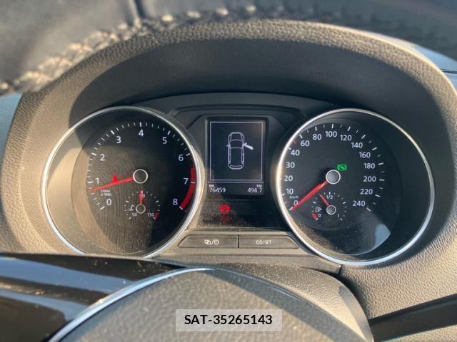 VolksWagen POLO 2016-03 7227128-15