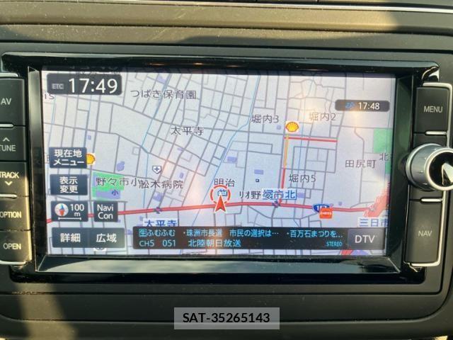 VolksWagen POLO 2016-03 7227128-21
