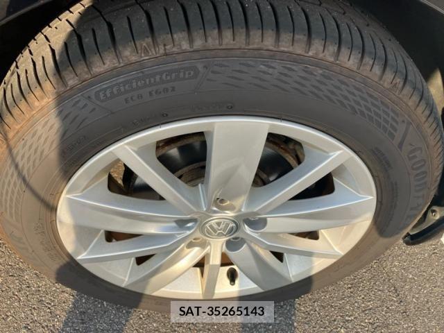VolksWagen POLO 2016-03 7227128-6