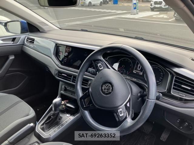 VolksWagen POLO 2018-05 7227132-13