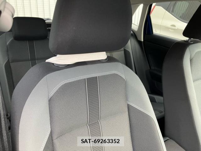 VolksWagen POLO 2018-05 7227132-18
