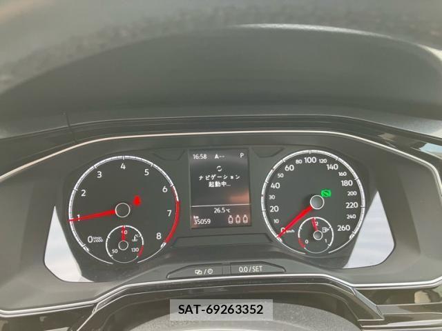 VolksWagen POLO 2018-05 7227132-21