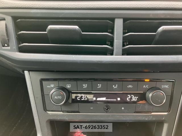 VolksWagen POLO 2018-05 7227132-23