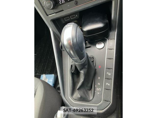 VolksWagen POLO 2018-05 7227132-24
