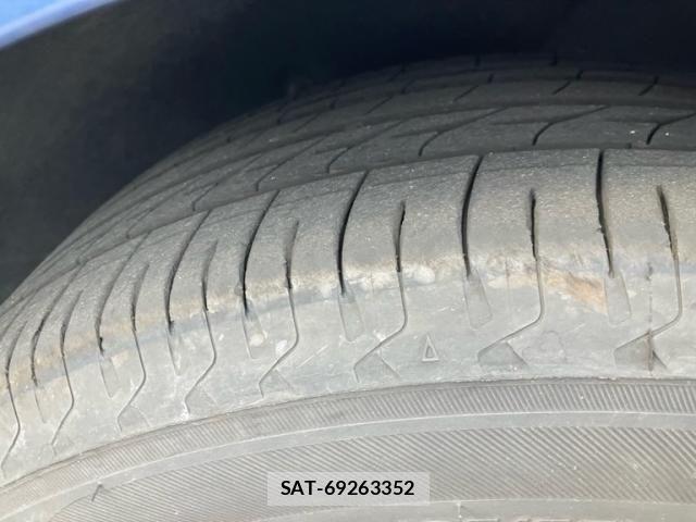 VolksWagen POLO 2018-05 7227132-6