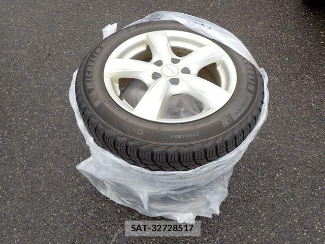 VolksWagen POLO 2014-09 7252852-27