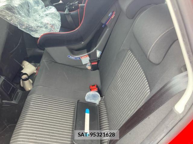 VolksWagen POLO 2010-05 7252853-13