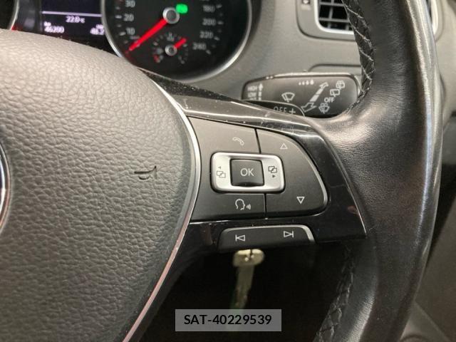 VolksWagen POLO 2017-09 7252850-16