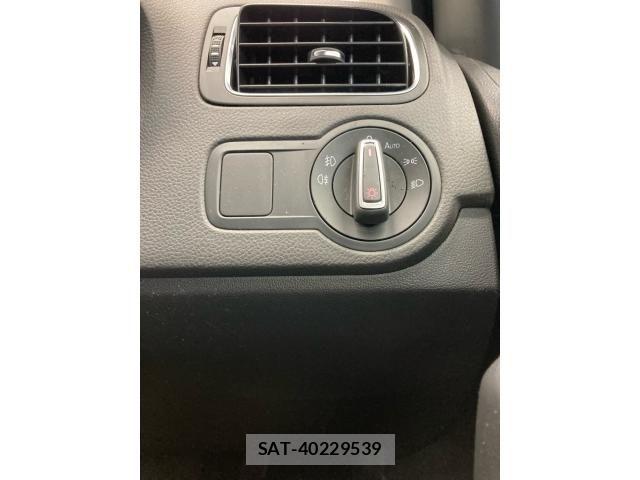 VolksWagen POLO 2017-09 7252850-18