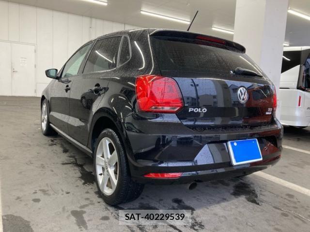 VolksWagen POLO 2017-09 7252850-3