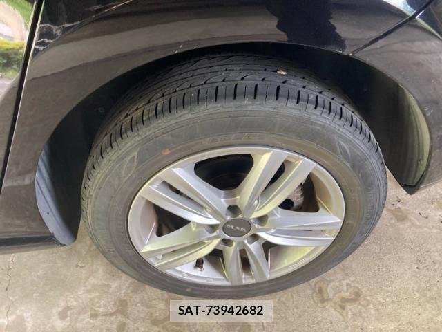 VolksWagen POLO 2014-10 7252855-23