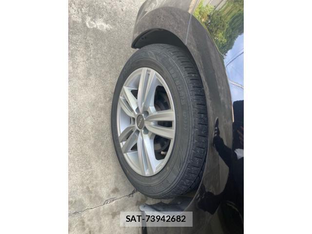 VolksWagen POLO 2014-10 7252855-24